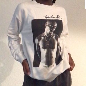 Tupac Shakur graphic sweatshirt